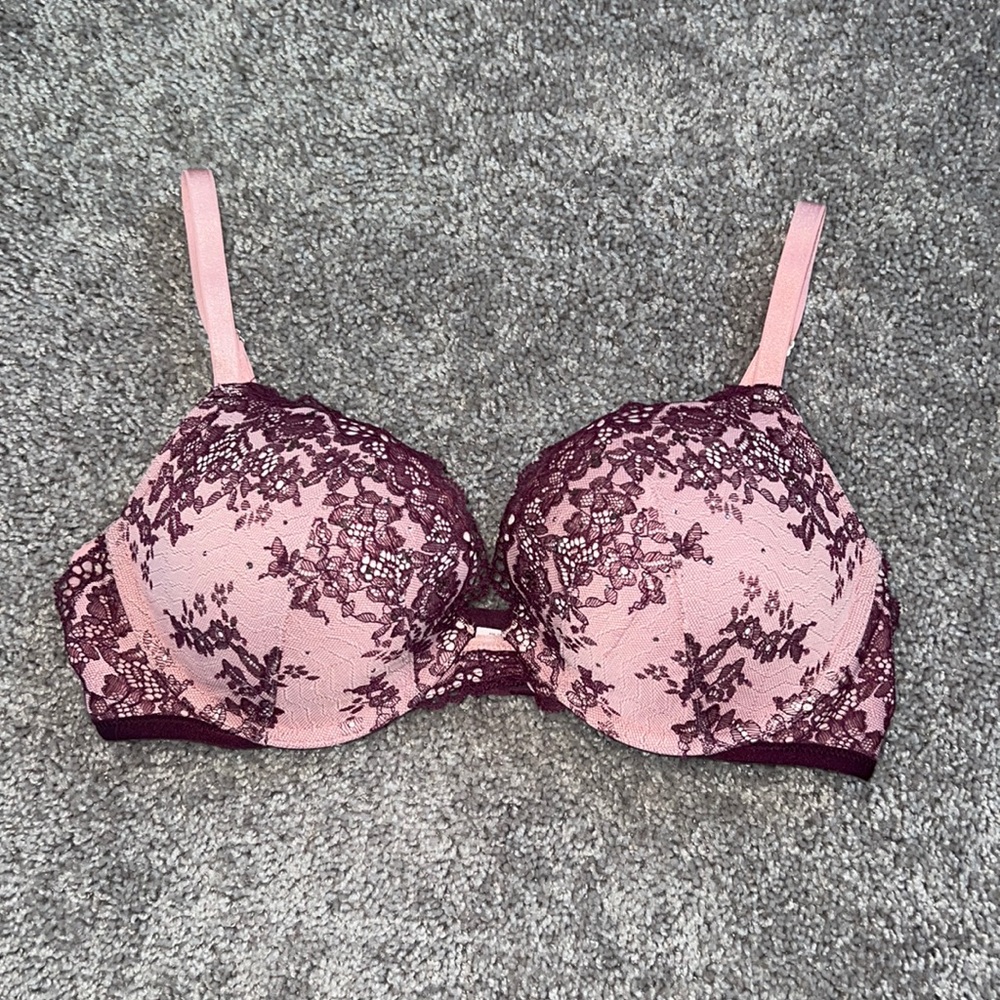 Victoria’s Secret dream Angel push-up.